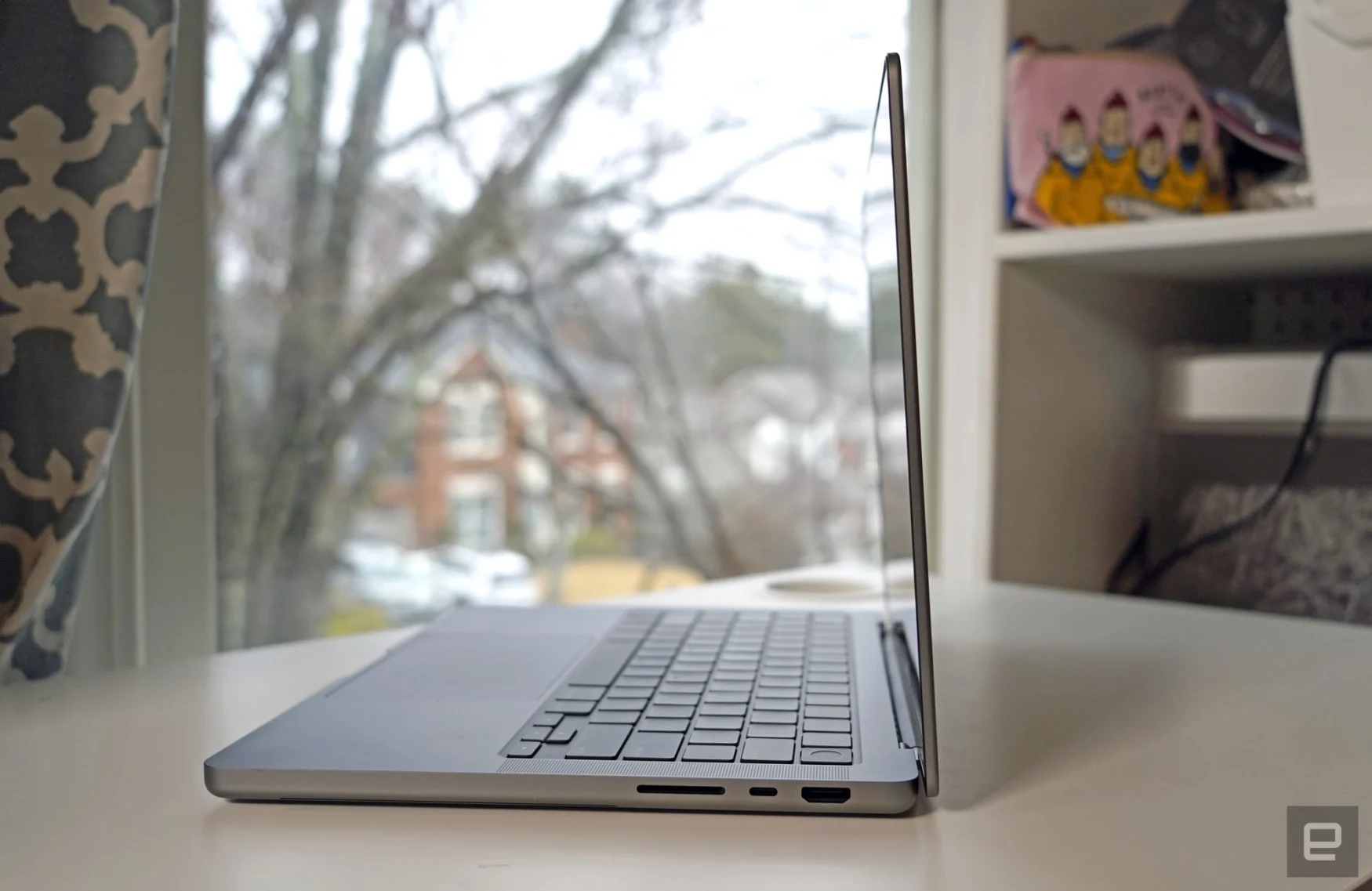 Side profile of the 14-inch MacBook Pro (2022) showing the ports