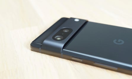 The rear of the Pixel 7 showing its aluminum camera bar.