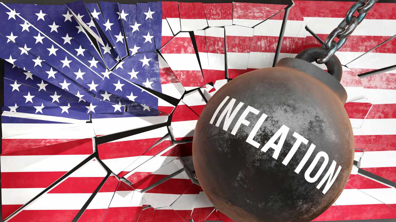 Economist Warns Fed Cannot Hit Inflation Target 