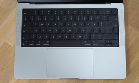 The keyboard and trackpad of the 14-inch MacBook Pro M2 Pro