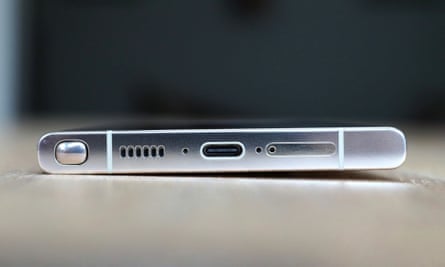 Samsung Galaxy S23 Ultra USB-C charging port.