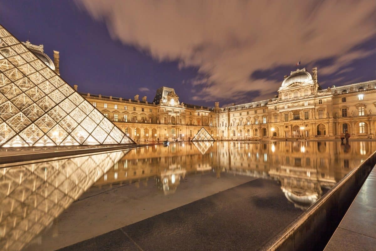 the louvre in paris