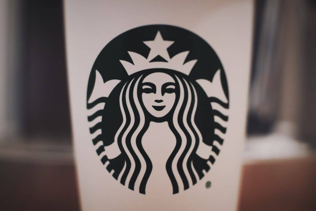 An image of a Starbucks coffee cup.