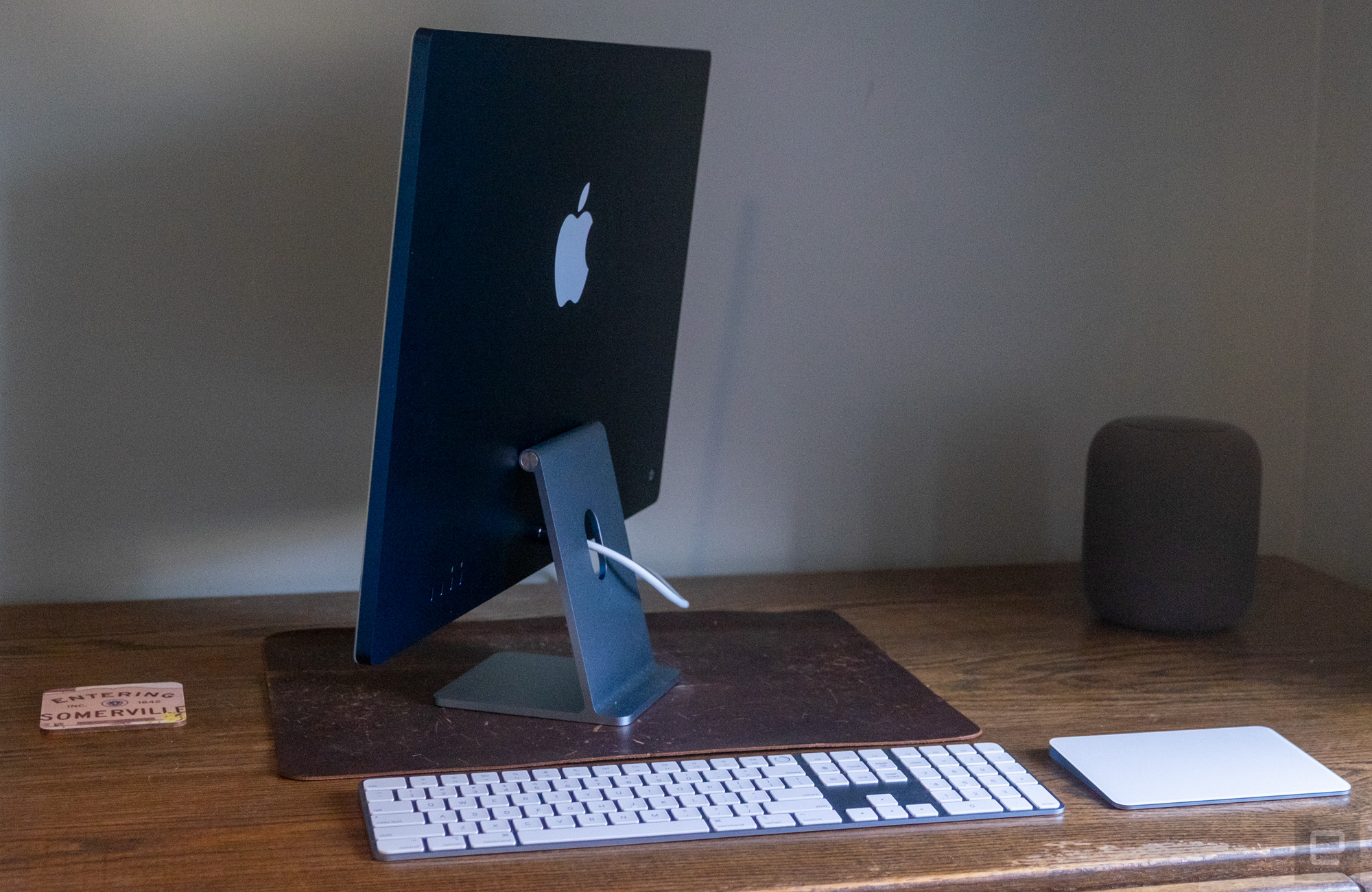 Check photos of the Apple iMac 2023 with 24-inch screen and M3 chip.