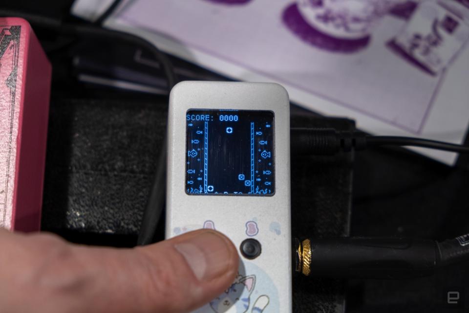 The Ground Control Audio UwU virtual pet damper pedal playing 'Fishy Blocks' at NAMM 2024.