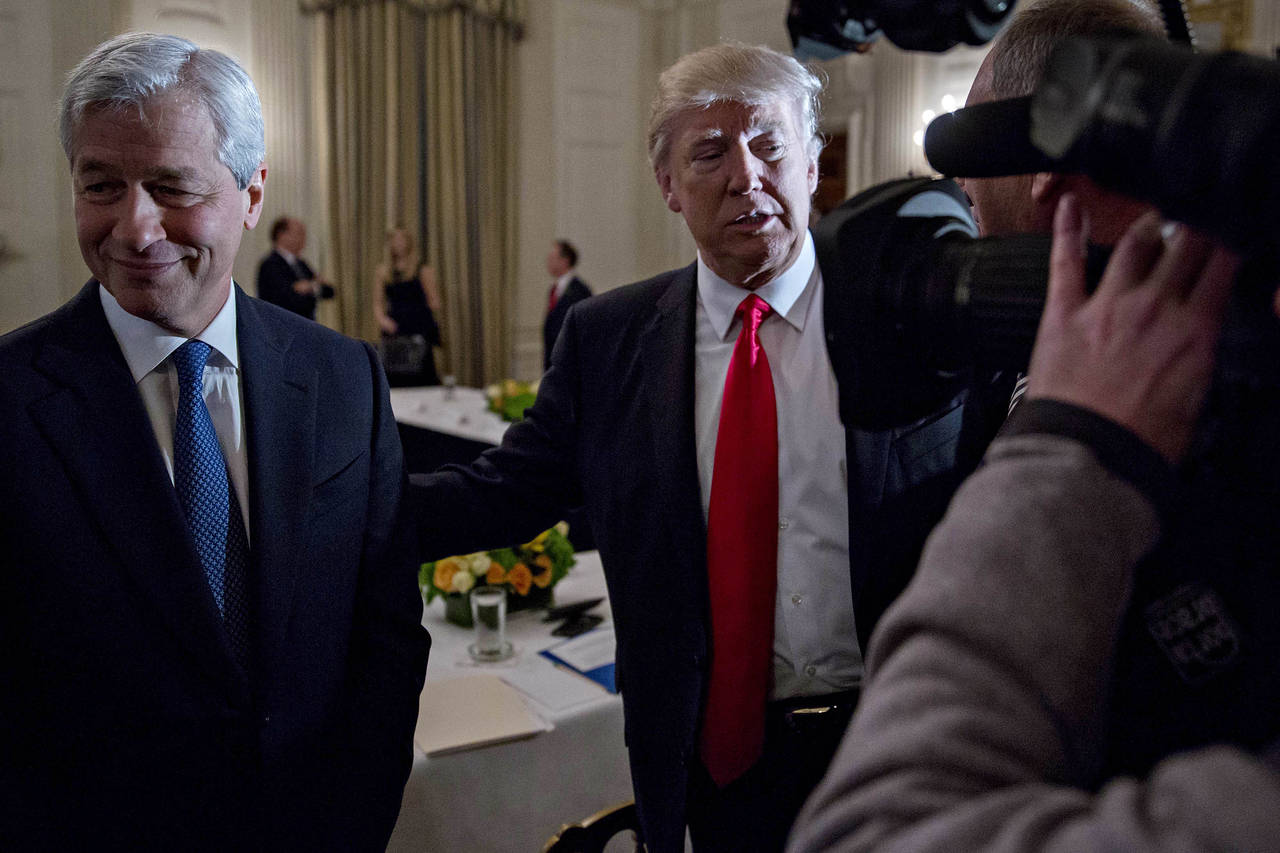 Jamie Dimon questioned by board over Trump comments
