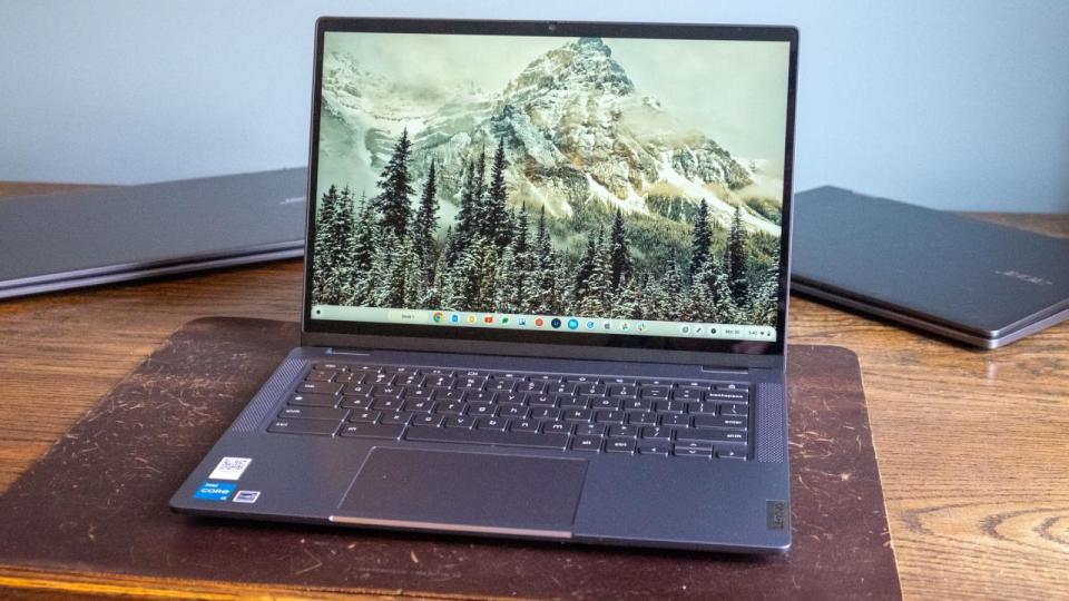 La computadora portátil Lenovo IdeaPad Flex 5i Chromebook Plus.