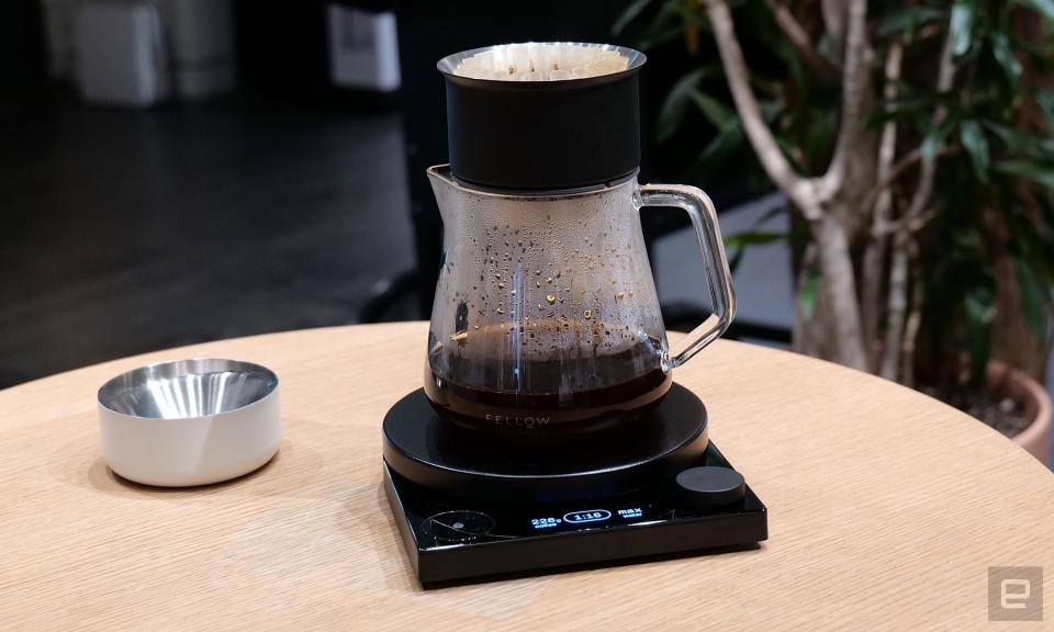 The Tally Pro Coffee Scale by Fellow.